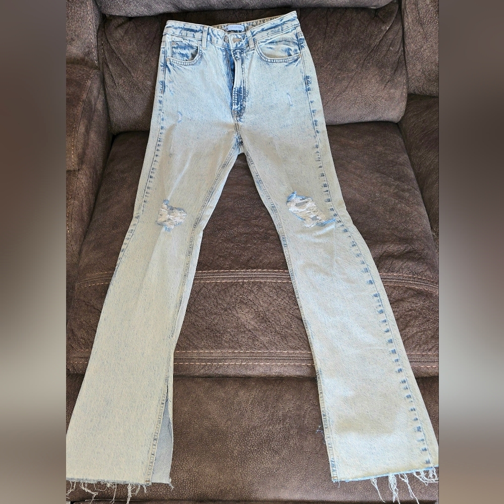 Zara Distressed Straight Women's Jeans